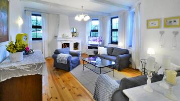 TV connectée, cheminée