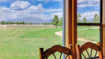 Apartemen (2 Bedrooms) | Interior