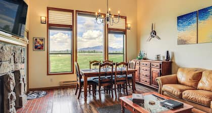 Picturesque Pagosa Springs Retreat w/ Mtn Views!