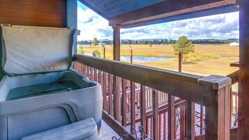 Apartment (2 Bedrooms) | Front of property