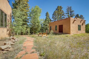 Interior - Serene Amalia Cabin w/ Deck & Mountain Views (Amalia)