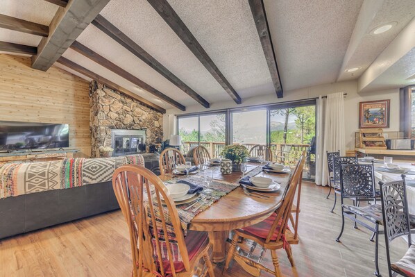 House (4 Bedrooms) | Interior - Ruidoso Retreat w/ Sierra Blanca Peak Views! (Ruidoso)