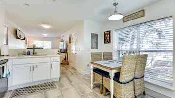 Apartemen (2 Bedrooms) | Interior