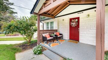 House (4 Bedrooms) | Front of property