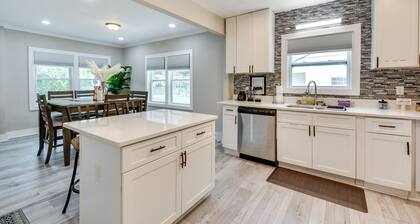 Updated Atlanta Home ~ 5 Mi to Downtown!