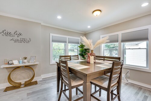 Updated Atlanta Home ~ 5 Mi to Downtown!