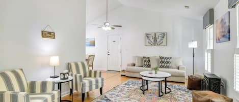 House (3 Bedrooms) | Front of property
