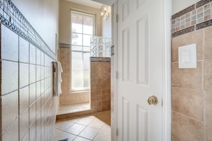 Apartment (1 Bedroom) | Interior - Historic New Albany Apartment ~ 6 Mi to Louisville (New Albany)