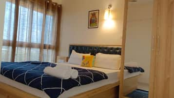 2 slaapkamers, een strijkplank/strijkijzer, wifi, beddengoed