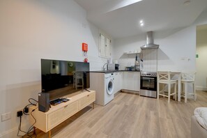 Fridge, microwave, oven, toaster