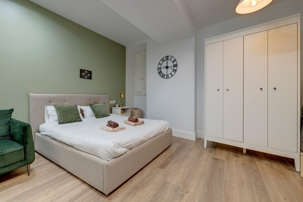 1 bedroom, iron/ironing board