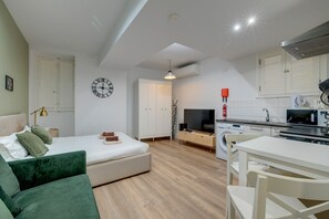 1 bedroom, iron/ironing board