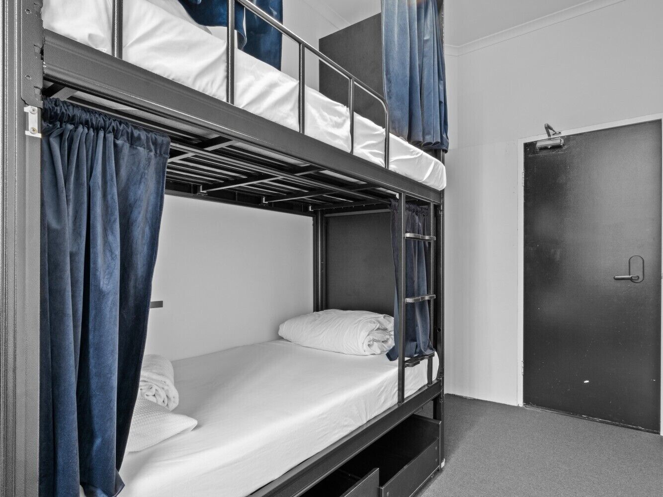 Twin Room, Ensuite | Free WiFi, bed sheets