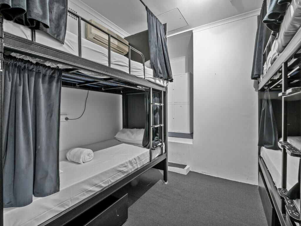 Quadruple Room, Shared Bathroom | Free WiFi, bed sheets