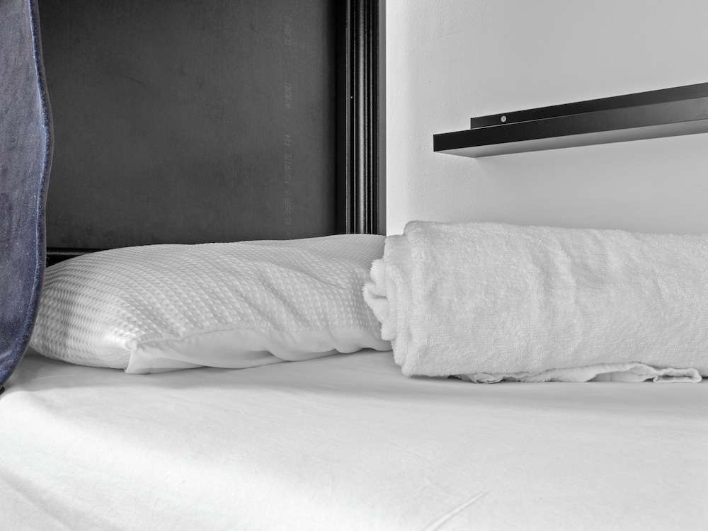 Azzurro Pod Hotel - Central Sydney photo 3