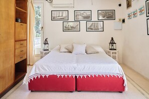 Classic Double Room, Terrace, Tower | Teres/patio