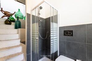 Apartment | Bathroom - Bowie's Rooms (Noto)