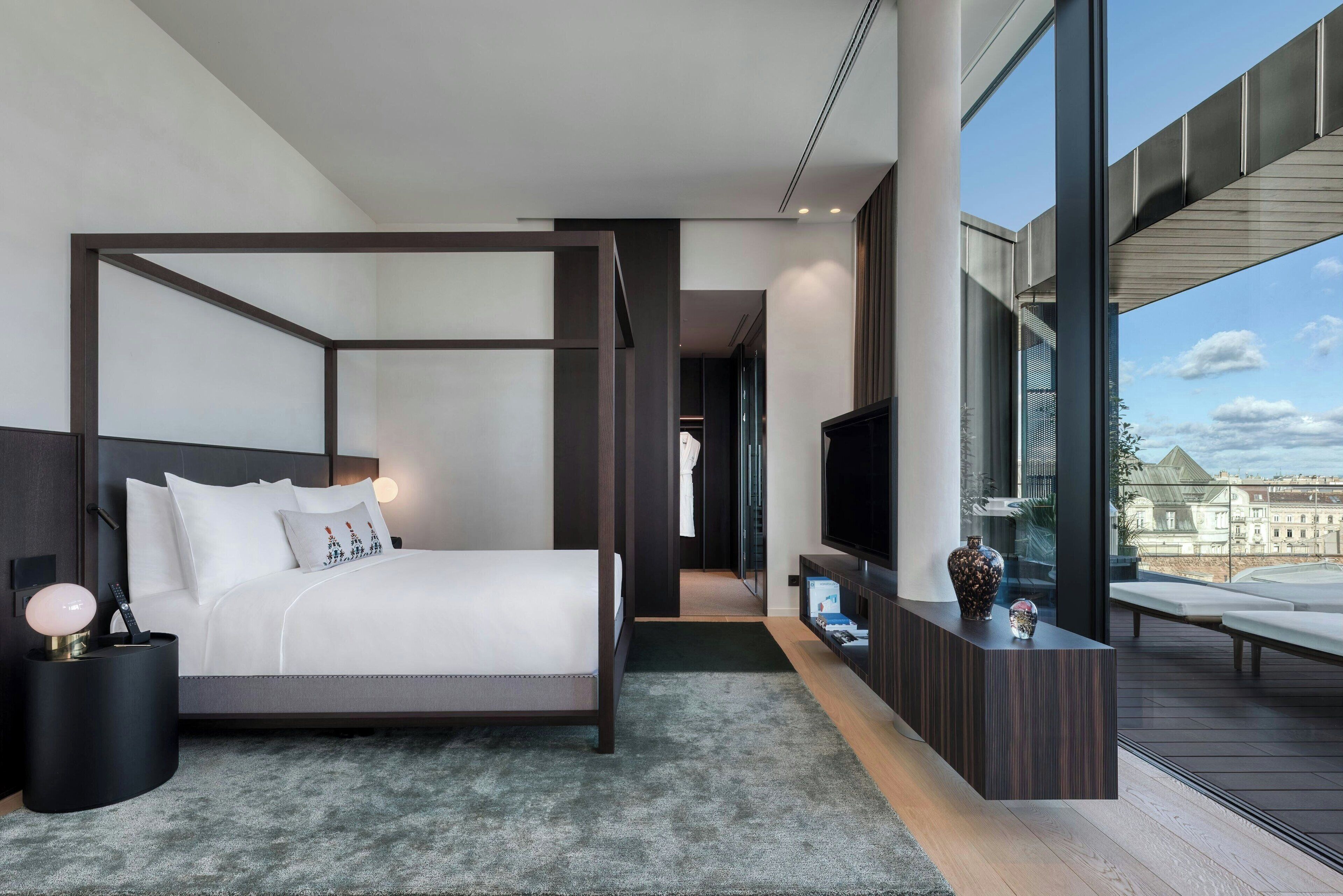 Suite presidencial, 1 cama King size (View) | Ropa de cama de alta calidad, camas con efecto memoria y minibar 