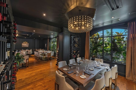 Restaurante. The Publisher, Downtown Fredericksburg, a Tribute Portfolio Hotel