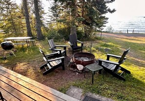 Property grounds - Eve's Place Lakeside Cabin 3 (Grand Marais)