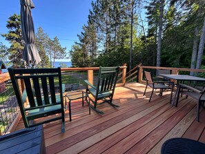 Outdoor dining - Eve's Place Lakeside Cabin 4: Pet Friendly! (Grand Marais)