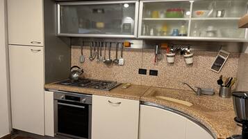 Vila | Dapur pribadi | Lemari es besar, oven, kompor, dan mesin pencuci piring