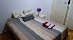 1 bedroom, desk, iron/ironing board, WiFi