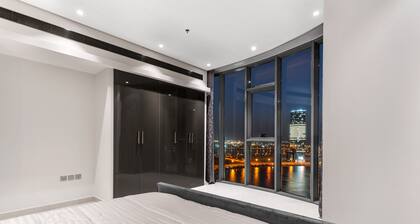 The Luxurious Sea View Apartment