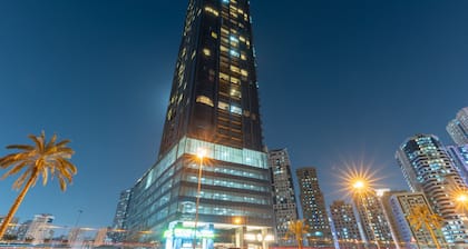 The Luxurious Sea View Apartment