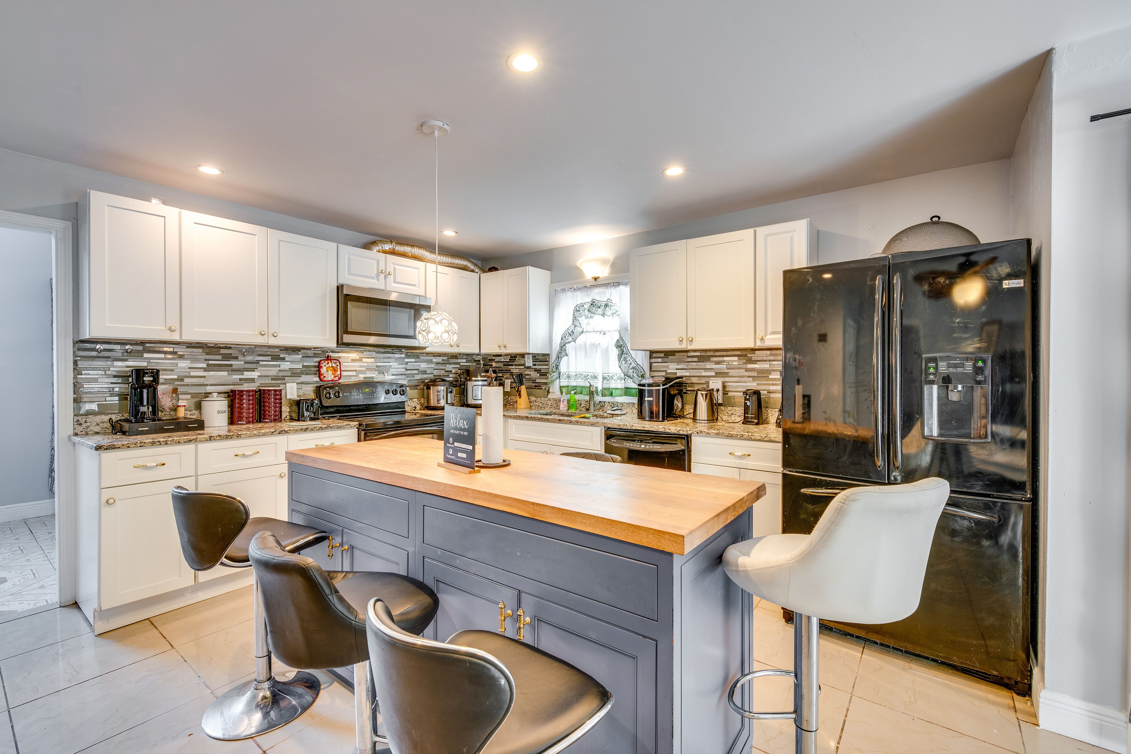 Lawrenceville Home ~ 35 Mi to Downtown Atlanta!