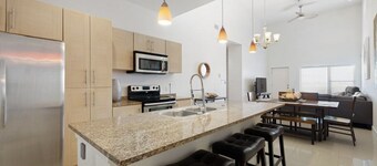 Stylish Top Floor for Beach Fun and or SpaceX Enthusiast Starship Launches