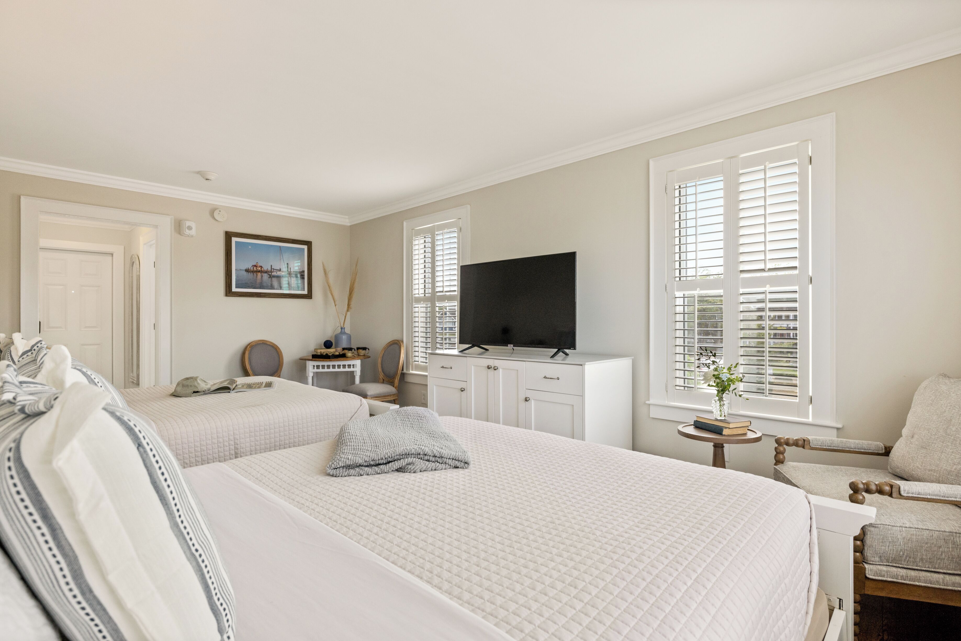 Fer et planche à repasser, Wi-Fi gratuit, draps fournis