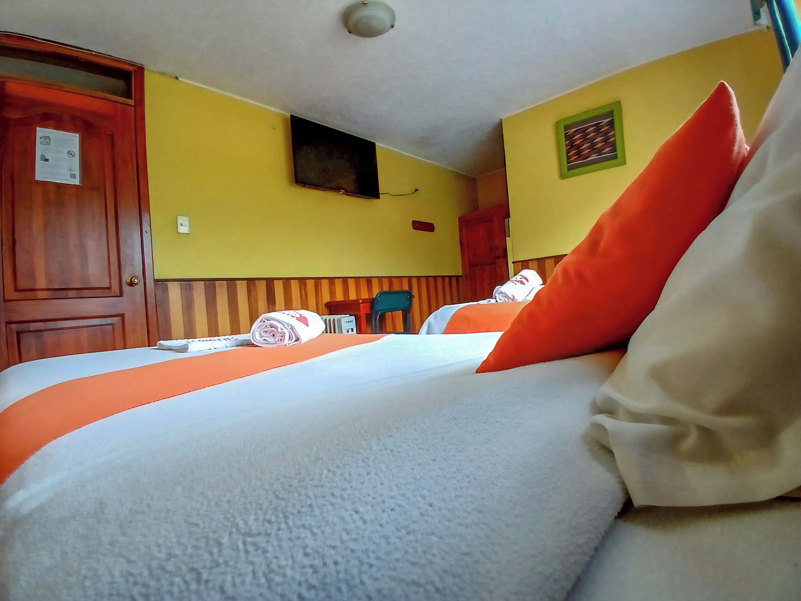 Chambre Triple Confort, salle de bains privée, vue montagne | Bureau, Wi-Fi gratuit