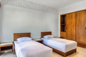 Coffres-forts dans les chambres, bureau, chambres insonorisées