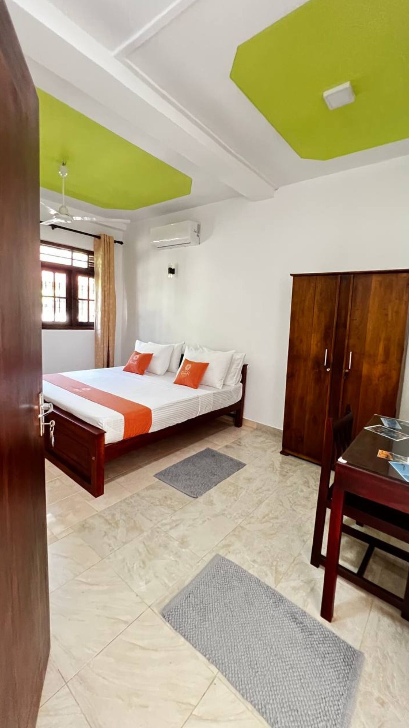 Deluxe Villa | Egyptian cotton sheets, premium bedding, pillow-top beds