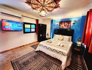 6 bedrooms - King Room with Mountain View (Fes)