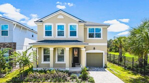 Exterior - Last Minute Disney! Private Pool, Hot Tub, Game Room & Themed Bedrooms. Book Now! #103385 (Orlando)