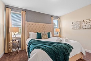 8 bedrooms, iron/ironing board, WiFi, bed sheets