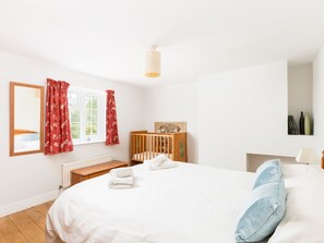 3 soverom, strykejern/-brett, wi-fi (inkludert) og sengetøy