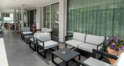 B&B Primrose Residence Hotel