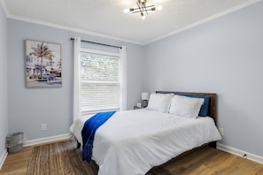 3 chambres, bureau, fer et planche à repasser, Wi-Fi gratuit