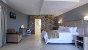 Unclassified image, 2 of 6, button - Green Fields Hotel  (King Sabata Dalindyebo)