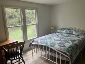 3 bedrooms, WiFi, bed sheets