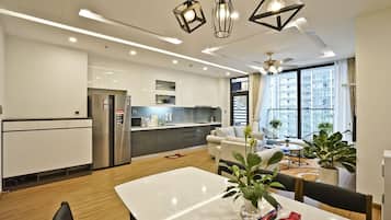 55-inch Smart TV with cable channels, fireplace, pay films