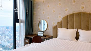 1 habitación, ropa de cama de alta calidad y escritorio