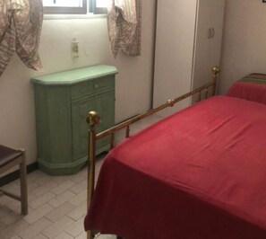 2 bedrooms