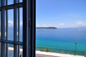 Luxury Apartment | Beach/ocean view - Mouragia Luxury Stay by CorfuEscapes (Corfu)