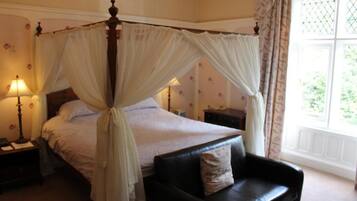 Blackout drapes, iron/ironing board, free WiFi