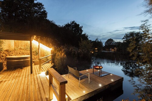The Tunnel at Bridge Lake Farm and Fishery