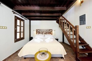 Via Luxury Suite City View